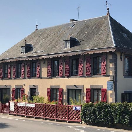 A L'Aube Des Volcans Charbonnières-les-Vieilles Екстериор снимка